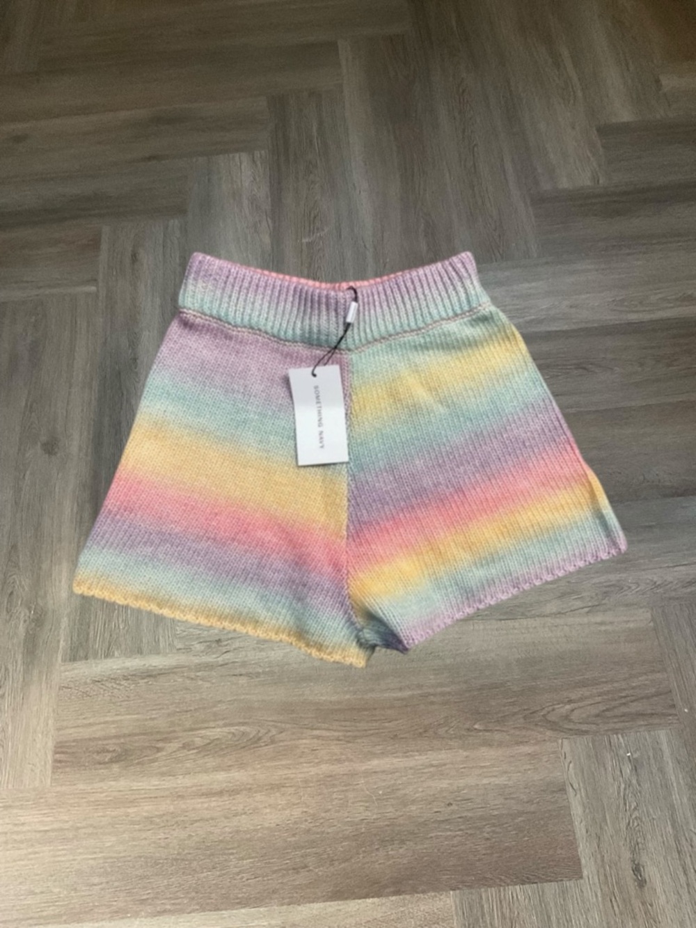 NWT Something Navy Poppy Ombre Sweater Knit Boho Shorts Womens XS‎ Pink Multi